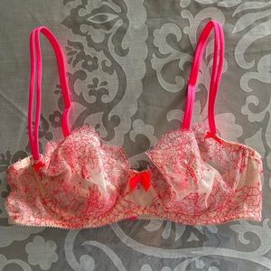 Victoria’s Secret Very Sexy Unlined Demi Lace Bra